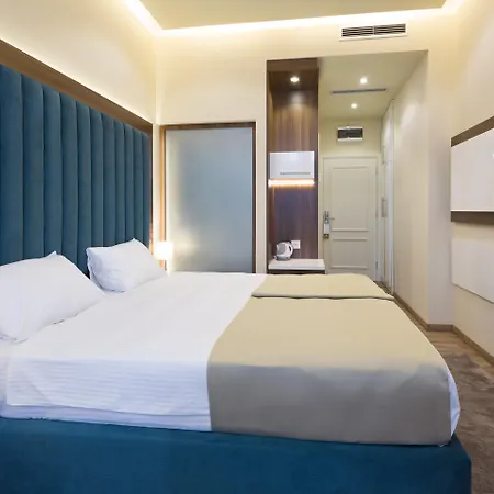 Marquise Garni 4* Belgrade