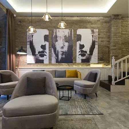 Marquise Garni Hotel Belgrade